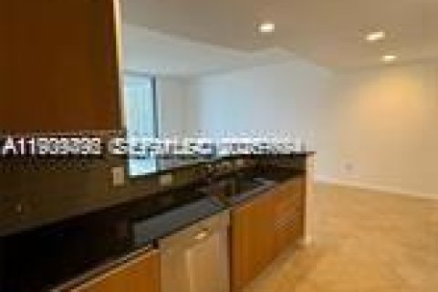 Купить кондоминиум в Майами, Флорида 1 спальня, 89.46м2, № 1997563 - фото 7