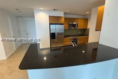 Купить кондоминиум в Майами, Флорида 1 спальня, 89.46м2, № 1997563 - фото 11