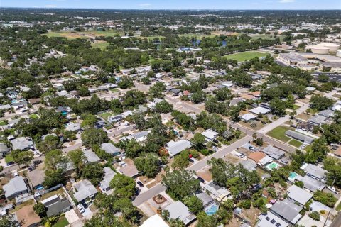 Casa en venta en Saint Petersburg, Florida, 2 dormitorios, 83.61 m2 № 1747321 - foto 24
