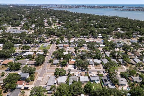 Casa en venta en Saint Petersburg, Florida, 2 dormitorios, 83.61 m2 № 1747321 - foto 22
