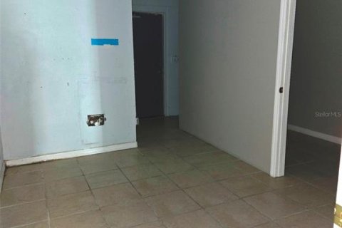 Propiedad comercial en alquiler en Winter Springs, Florida, 91.51 m2 № 1380816 - foto 9