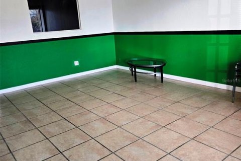 Propiedad comercial en alquiler en Winter Springs, Florida, 91.51 m2 № 1380816 - foto 3