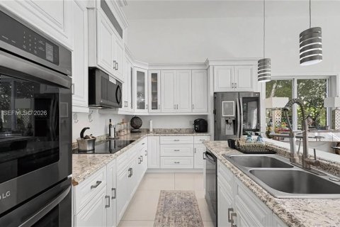 Villa ou maison à vendre à Key Largo, Floride: 3 chambres, 270.53 m2 № 2143882 - photo 5