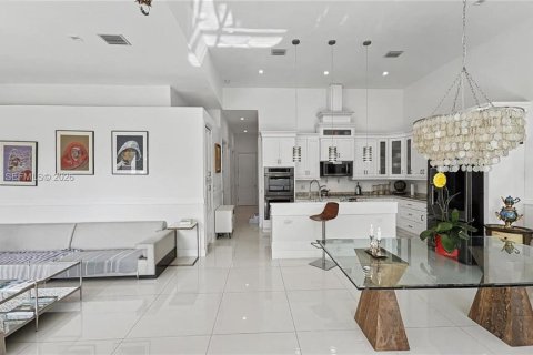 Villa ou maison à vendre à Key Largo, Floride: 3 chambres, 270.53 m2 № 2143882 - photo 4