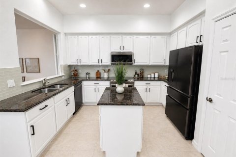 Copropriété à vendre à Orlando, Floride: 3 chambres, 232.53 m2 № 2123292 - photo 7