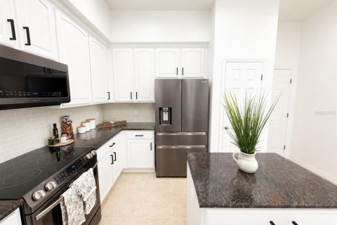 Copropriété à vendre à Orlando, Floride: 3 chambres, 232.53 m2 № 2123292 - photo 10