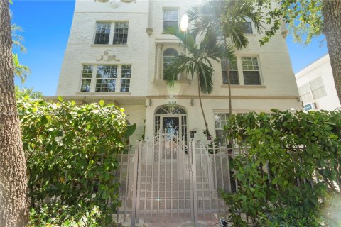 Condominio en alquiler en Miami Beach, Florida, 1 dormitorio, 48.96 m2 № 2339931 - foto 18