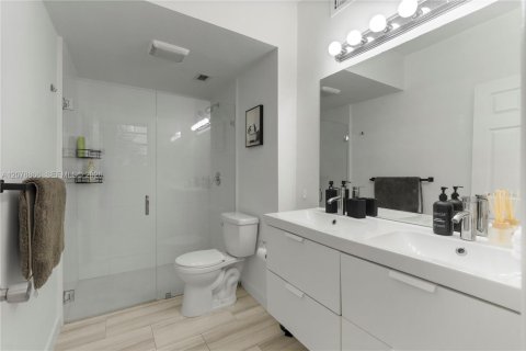 Condominio en alquiler en Miami Beach, Florida, 1 dormitorio, 48.96 m2 № 2339931 - foto 8