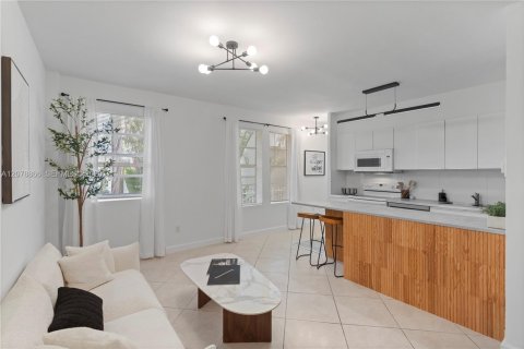 Condominio en Miami Beach, Florida, 1 dormitorio  № 2339931