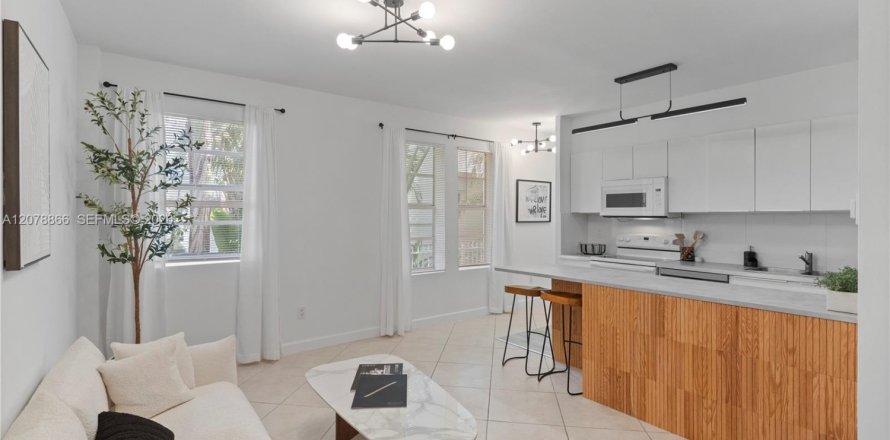 Condominio en Miami Beach, Florida, 1 dormitorio  № 2339931