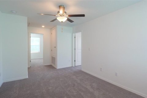 House in Wesley Chapel, Florida 5 bedrooms, 205.96 sq.m. № 1904455 - photo 13