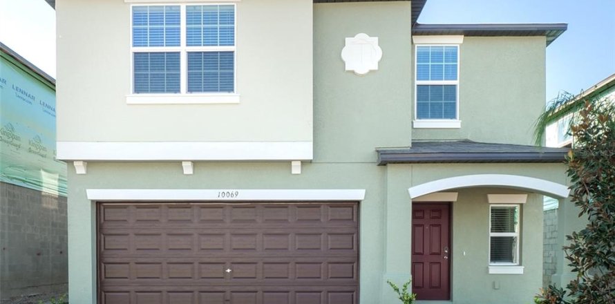 Casa en Wesley Chapel, Florida 5 dormitorios, 205.96 m2 № 1904455