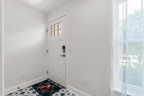 Townhouse in Clermont, Florida 3 bedrooms, 256.04 sq.m. № 1876292 - photo 5