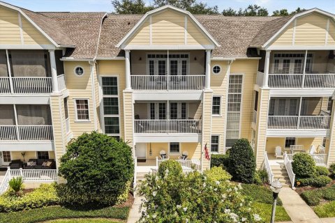 Townhouse in Clermont, Florida 3 bedrooms, 256.04 sq.m. № 1876292 - photo 1