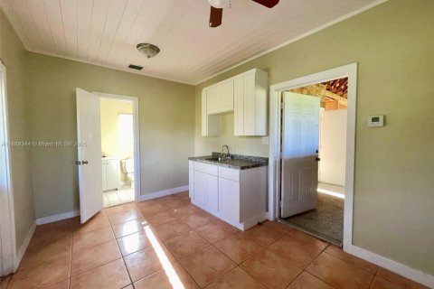 Купить виллу или дом в Хомстед, Флорида 5 спален, 335.75м2, № 1923228 - фото 26