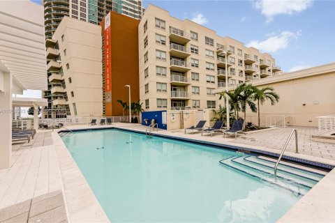 Купить кондоминиум в Майами, Флорида 2 спальни, 110.46м2, № 2023601 - фото 14