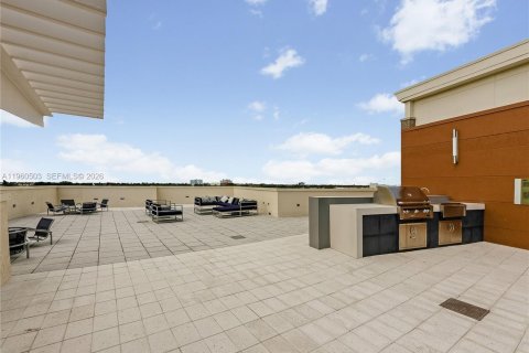 Купить кондоминиум в Майами, Флорида 2 спальни, 110.46м2, № 2023601 - фото 19