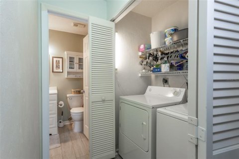 Купить кондоминиум в Дейтона-Бич, Флорида 8 комнат, 113.15м2, № 2148113 - фото 20