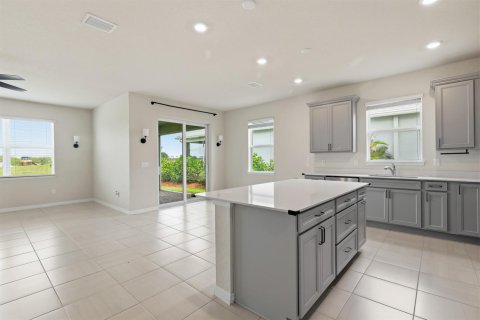 Casa en alquiler en Port St. Lucie, Florida, 4 dormitorios, 171.78 m2 № 2078319 - foto 6