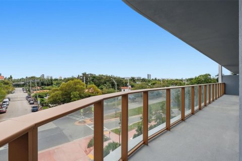 Снять в аренду квартиру в Майами-Бич, Флорида 2 спальни, 93.83м2, № 1965006 - фото 16