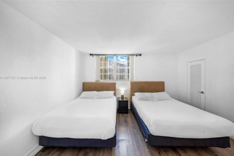 Купить кондоминиум в Холливуд, Флорида 2 спальни, 109.25м2, № 1923915 - фото 28