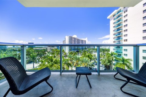 Купить кондоминиум в Холливуд, Флорида 2 спальни, 109.25м2, № 1923915 - фото 3