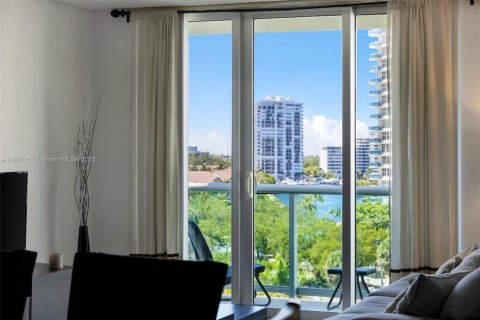 Купить кондоминиум в Холливуд, Флорида 2 спальни, 109.25м2, № 1923915 - фото 5