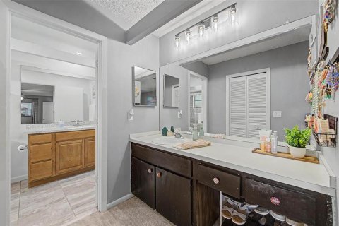 Villa ou maison à vendre à Spring Hill, Floride: 2 chambres, 161 m2 № 2283344 - photo 21