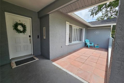 Villa ou maison à vendre à Spring Hill, Floride: 2 chambres, 161 m2 № 2283344 - photo 2