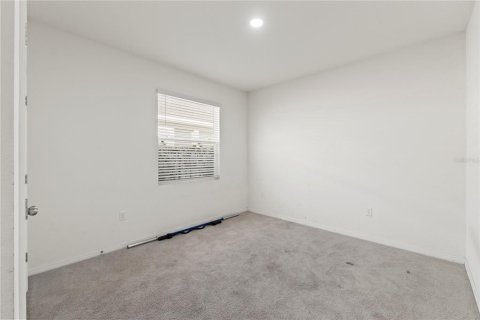 House in Spring Hill, Florida 4 bedrooms, 237.55 sq.m. № 2227269 - photo 10