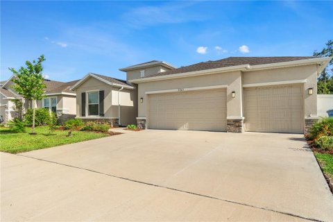 House in Spring Hill, Florida 4 bedrooms, 237.55 sq.m. № 2227269 - photo 2