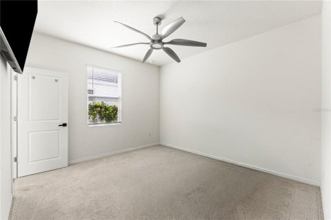 House in Spring Hill, Florida 4 bedrooms, 237.55 sq.m. № 2227269 - photo 17