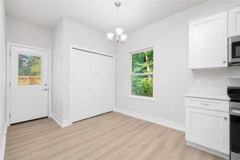 Villa ou maison à louer à Gainesville, Floride: 3 chambres, 100.89 m2 № 2396007 - photo 8