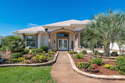 House in The Villages, Florida 4 bedrooms, 294.69 sq.m. № 2323188
