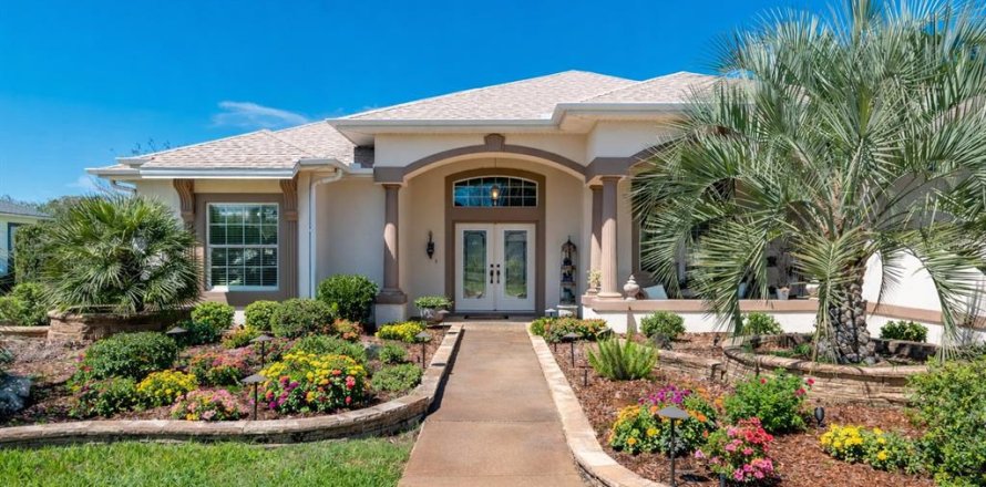 Villa ou maison à The Villages, Floride 3 chambres, 294.69 m2 № 2323188