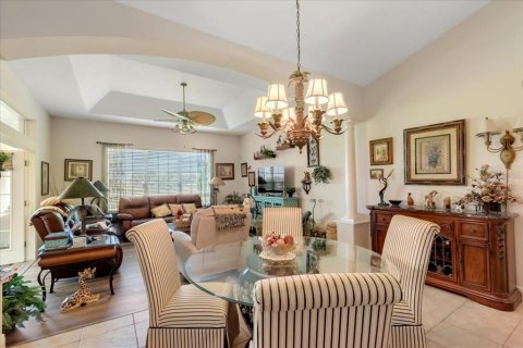 Villa ou maison à vendre à The Villages, Floride: 3 chambres, 294.69 m2 № 2323188 - photo 29