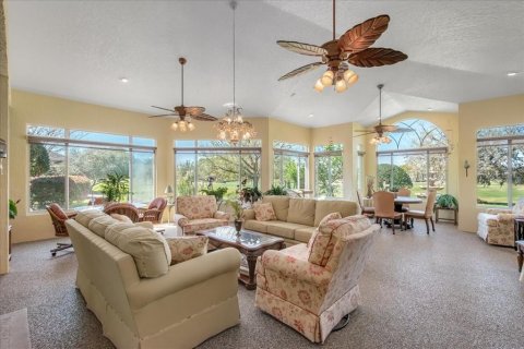 Villa ou maison à vendre à The Villages, Floride: 3 chambres, 294.69 m2 № 2323188 - photo 21
