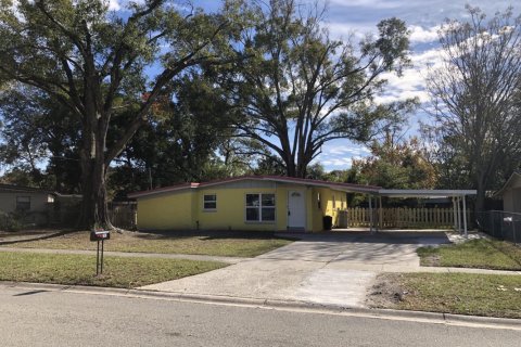 House in Orange Park, Florida 3 bedrooms, 108.97 sq.m. № 872870 - photo 1