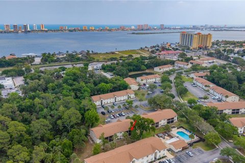 Condo in Daytona Beach, Florida, 2 bedrooms № 2198466 - photo 4