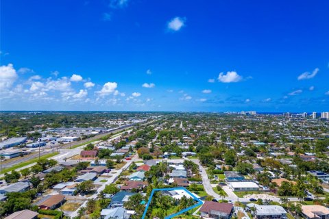 Casa en alquiler en Boca Raton, Florida, 4 dormitorios, 149.11 m2 № 1228597 - foto 1