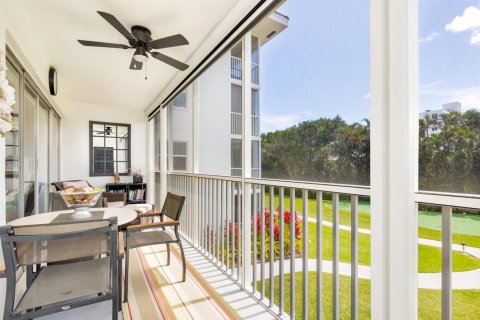 Condo in Delray Beach, Florida, 2 bedrooms  № 2087696 - photo 18