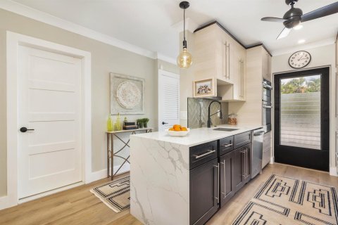 Condo in Delray Beach, Florida, 2 bedrooms  № 2087696 - photo 9