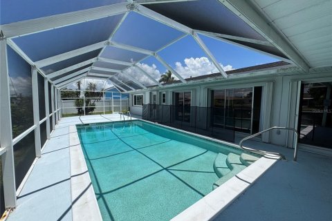 Villa ou maison à louer à Port Charlotte, Floride: 3 chambres, 189.06 m2 № 1893797 - photo 30