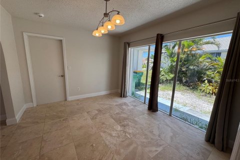 Villa ou maison à louer à Port Charlotte, Floride: 3 chambres, 189.06 m2 № 1893797 - photo 9