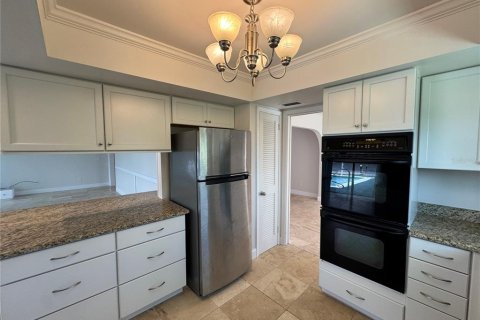 Villa ou maison à louer à Port Charlotte, Floride: 3 chambres, 189.06 m2 № 1893797 - photo 6