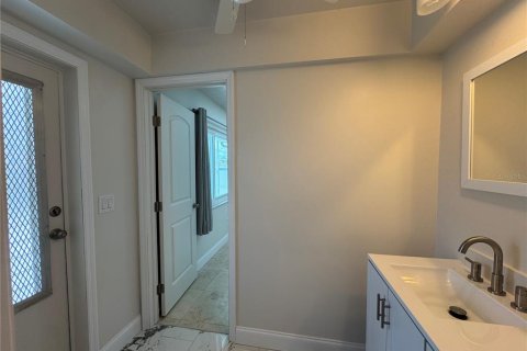 Villa ou maison à louer à Port Charlotte, Floride: 3 chambres, 189.06 m2 № 1893797 - photo 22