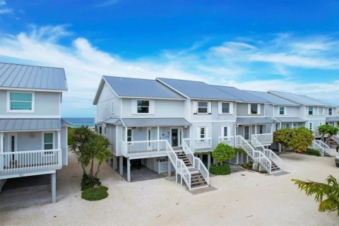 Condo in Boca Grande, Florida, 2 bedrooms № 2125208