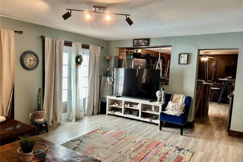 Casa en venta en Wauchula, Florida, 3 dormitorios, 254.37 m2 № 1919185 - foto 27