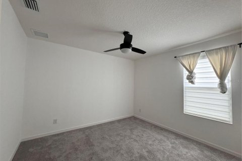 Villa ou maison à louer à Davenport, Floride: 4 chambres, 225.75 m2 № 2358626 - photo 13