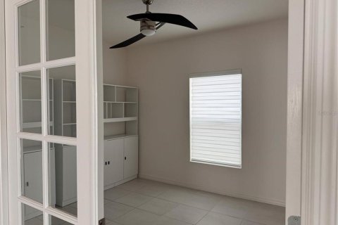 Villa ou maison à louer à Davenport, Floride: 4 chambres, 225.75 m2 № 2358626 - photo 6
